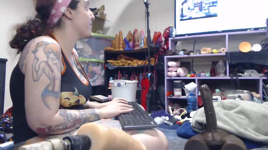 Twitter at animegamergrl. No vids for sale on Chaturbate. - hung cam model, 26 years old from I live in Ks, USA currently. Born and raised in Missouri.