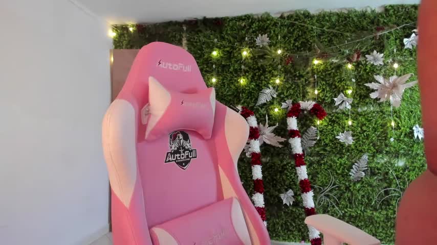 sabrina_geek - pussy cam model, 27 years old from wet dreams